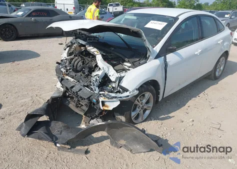 2014 Ford Focus Se z USA, uszkodzony, nr VIN 1FADP3F23EL320576